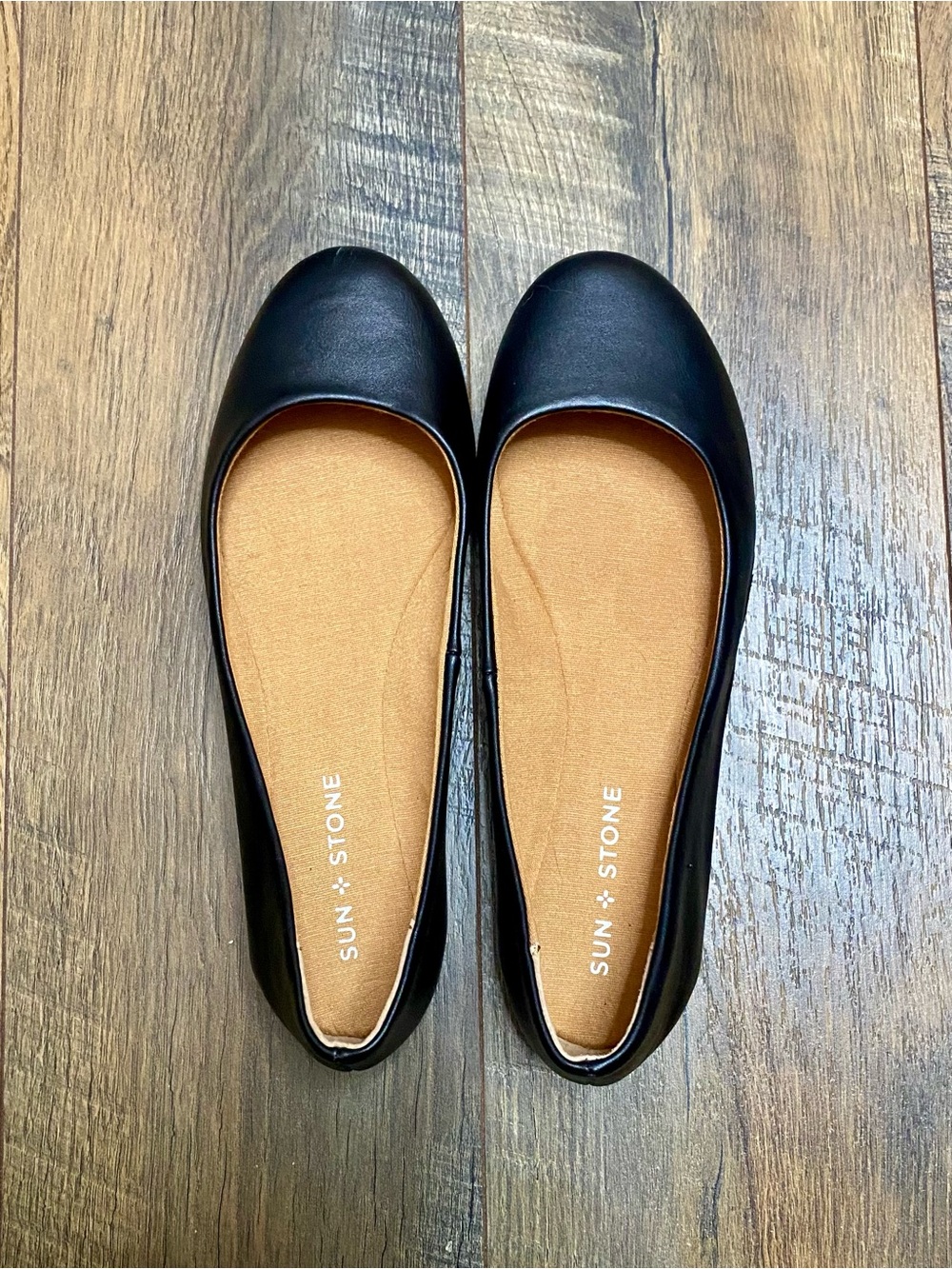 Sun + Stone Black Leather Ballet Flats 7.5W